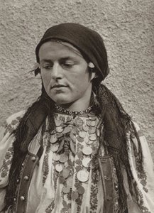 Románia: Áfonya, parasztasszony (f/w fotó)