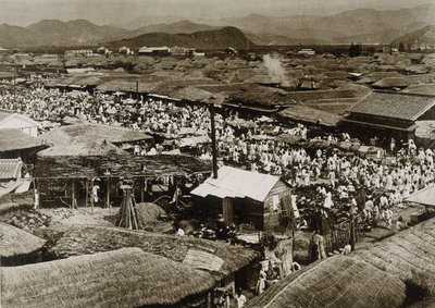 Kilátás a piactérre Daeguban, Koreában alkotó: School Korean